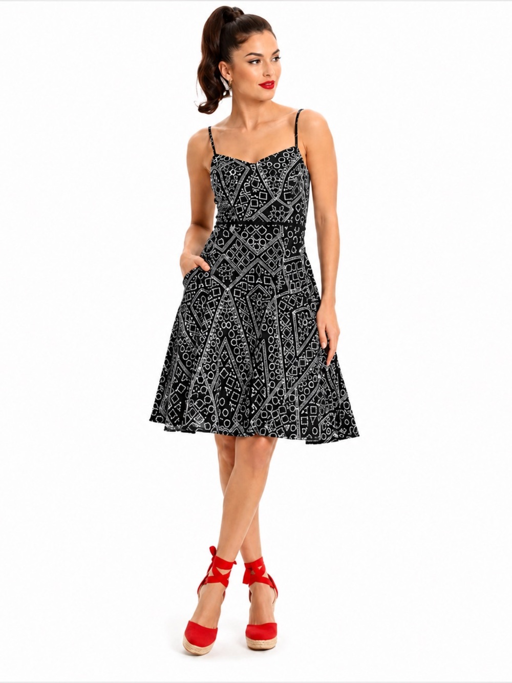 NWT Banana Republic $198 Womens Size 0 Black Geometric Embroidered A Line Dress